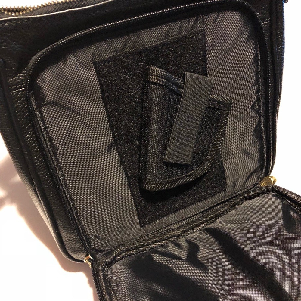 Black Crossbody Concealment Purse -7017 - Picture 3 of 8